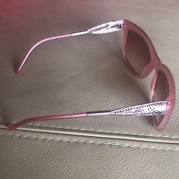 Rose gold Burberry pink 👓 - Picture 6 of 8